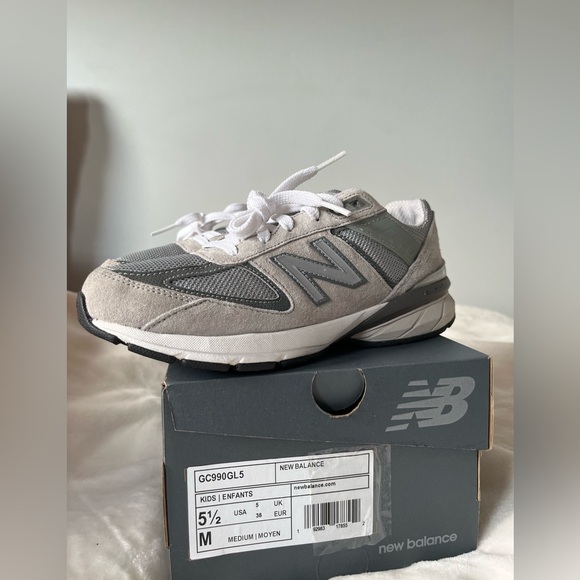 New Balance 990v5 (GS) - Picture 1 of 2